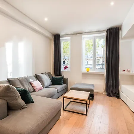 Spacious Apartment-2br-6p-boulevard Saint-germain Parigi